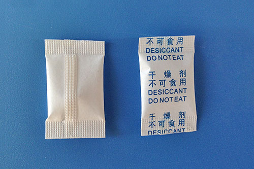0.5克中英背封干燥剂生产